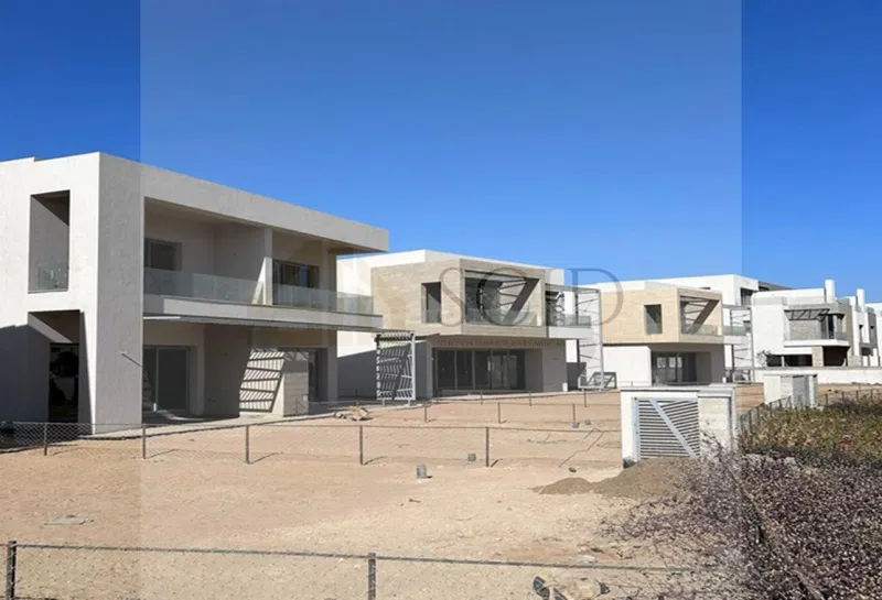 3-bedroom townhouse 304 m² for sale in Hadaba