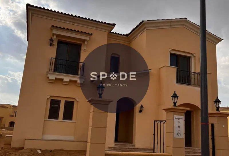 4-bedroom villa 370 m² for sale in City Gate