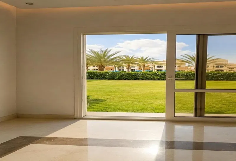 4-bedroom villa 240 m² for sale in La Vista City