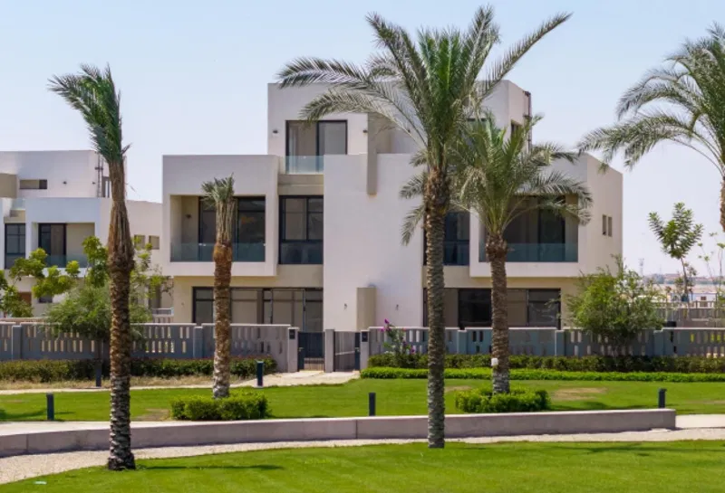 5-bedroom twin house 315 m² for sale in Al Burouj Compound