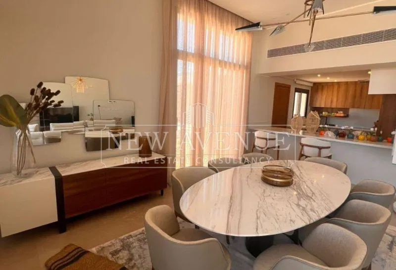 3-bedroom chalet 156 m² for sale in Silver Sands
