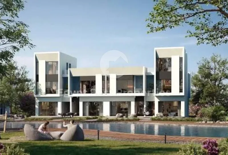 4-bedroom townhouse 270 m² for sale in Triangle