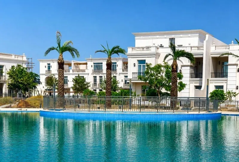 4-bedroom villa 246 m² for sale in Granville