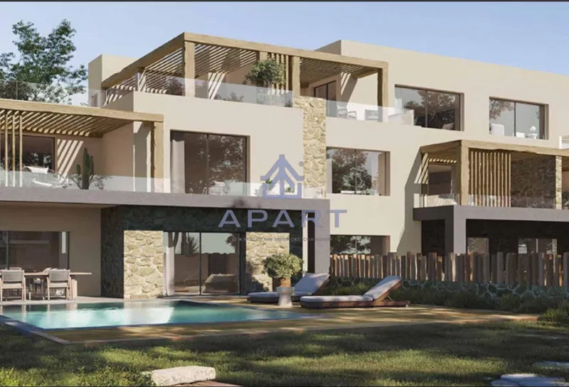 4-bedroom penthouse 320 m² for sale in Marsa Baghush