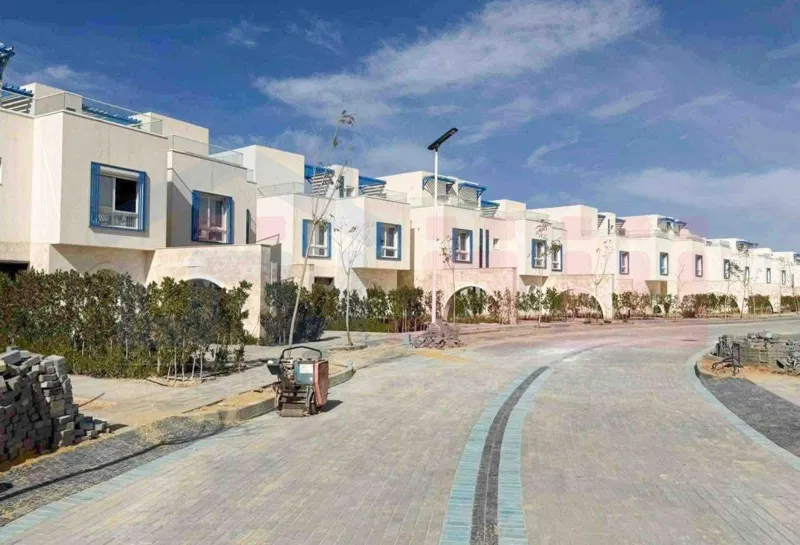 تاون هاوس 3 غرف 210 م² للبيع في نايا باي، نايا باى