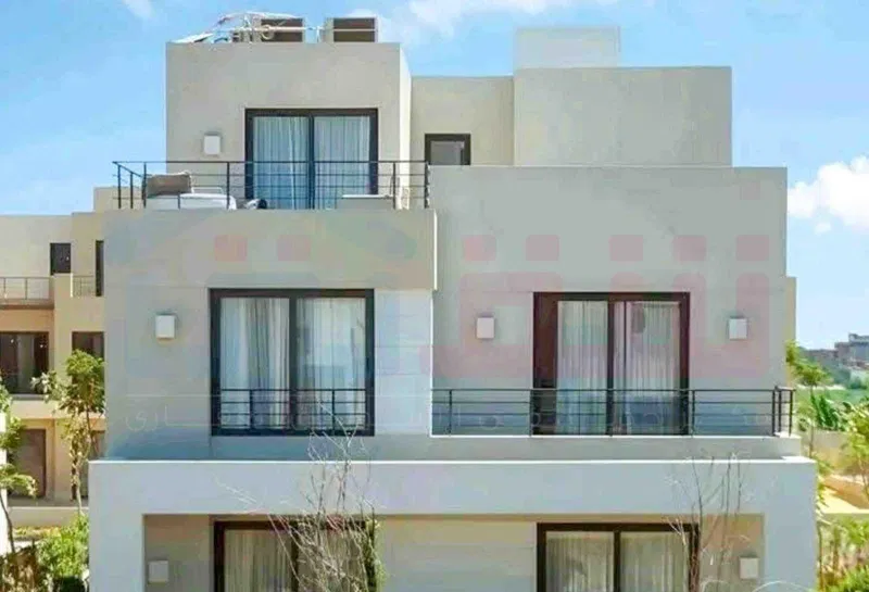 4-bedroom villa 339 m² for sale in Palm Hills