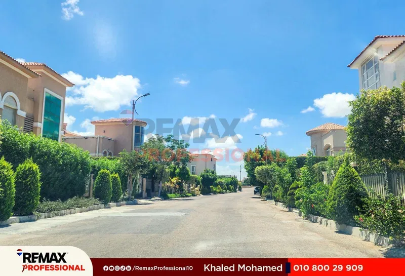7-bedroom villa 289 m² for sale in Alex West