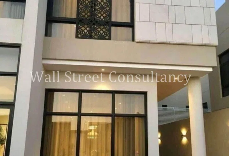4-bedroom townhouse 345 m² for sale in Stei8ht