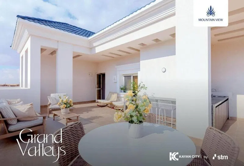 فيلا 4 غرف 249 م² للبيع في Mountain View Grand Valley