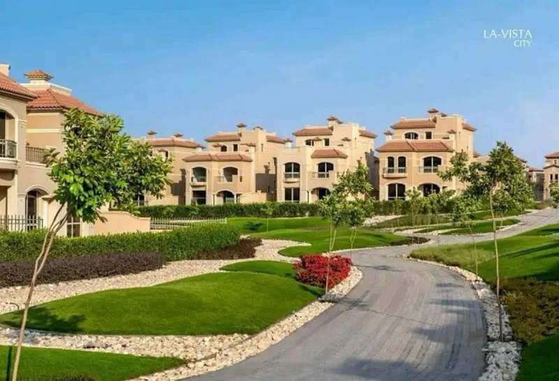 4-bedroom townhouse 228 m² for sale in La Vista City