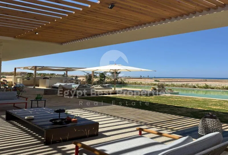3-bedroom townhouse 210 m² for sale in June