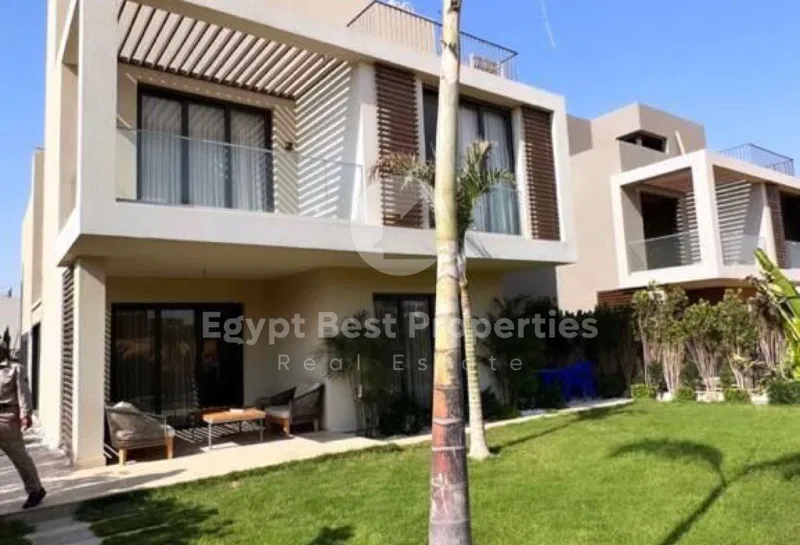 3-bedroom townhouse 250 m² for sale in Eastown