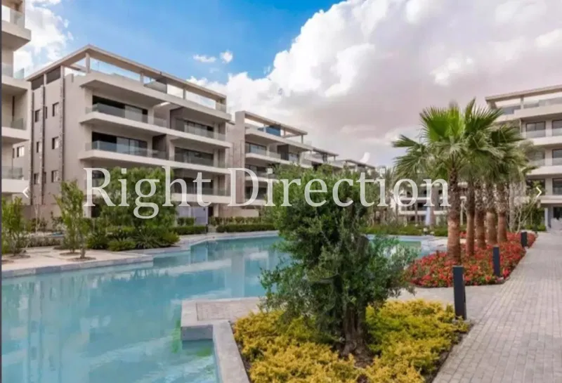 بنتهاوس 4 غرف 300 م² للبيع في ليك فيو ريزيدنس، Lake View Residence