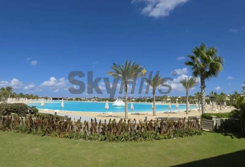 توين هاوس 4 غرف 265 م² للبيع في Swan Lake North Coast