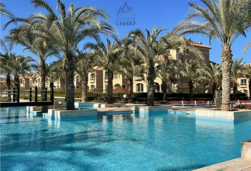 4-bedroom townhouse 228 m² for sale in La Vista City