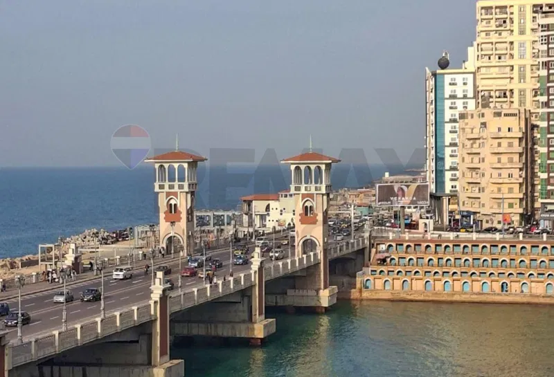 5-bedroom apartment 525 m² for sale in Stanley Bridge