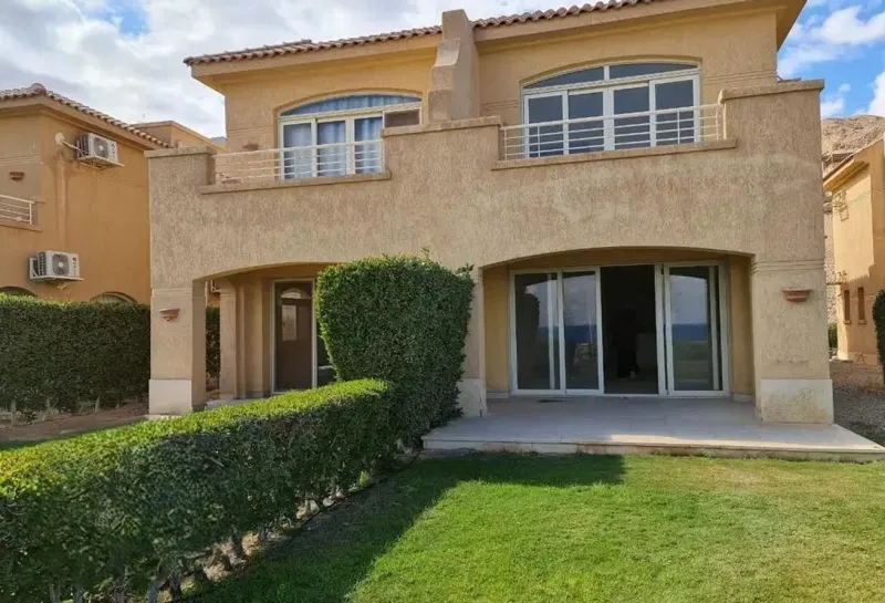 4-bedroom twin house 180 m² for sale in Telal Alamein