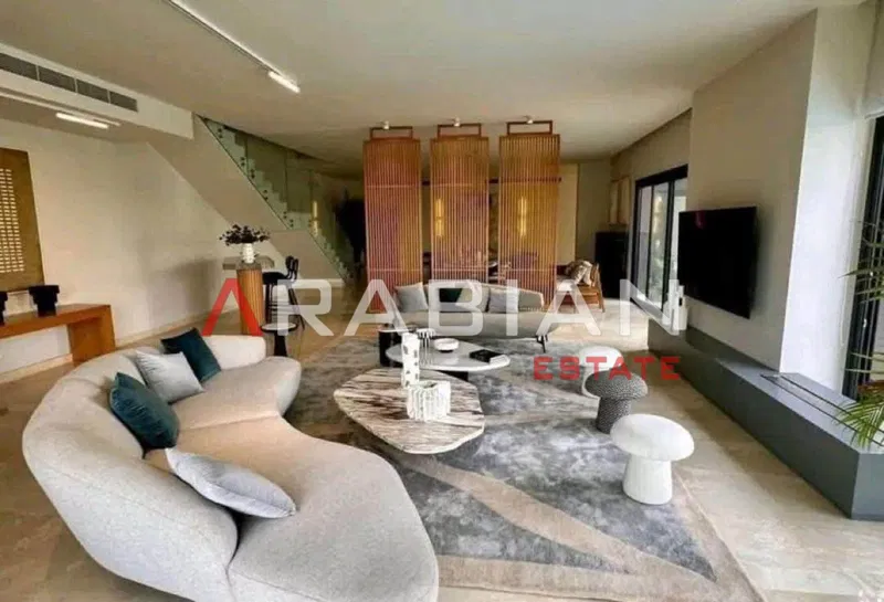 4-bedroom townhouse 215 m² for sale in El Patio Town