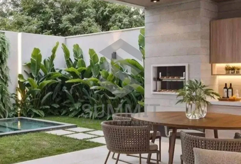 3-bedroom townhouse 215 m² for sale in Zomra East