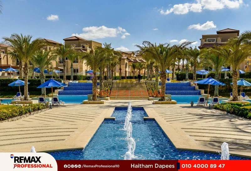 6-bedroom villa 286 m² for sale in La Vista City