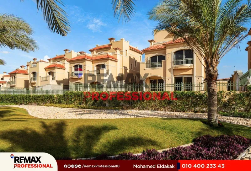 5-bedroom villa 230 m² for sale in La Vista City