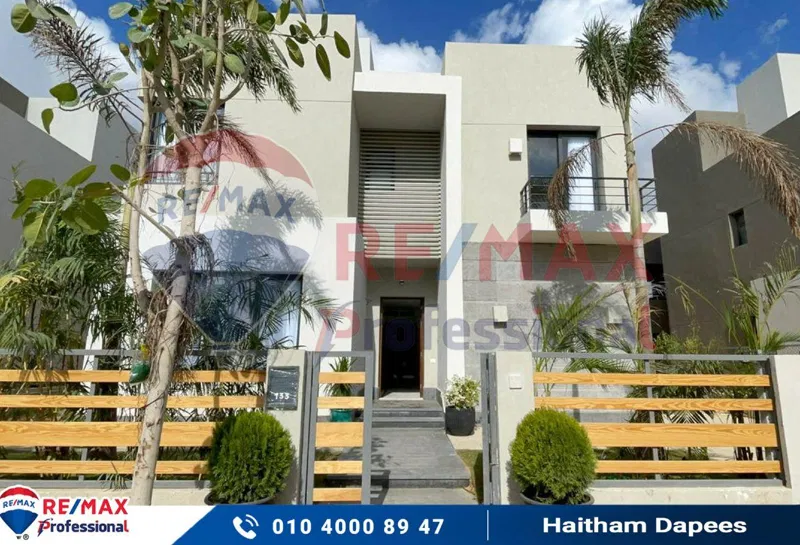 7-bedroom twin house 355 m² for sale in Palm Hills