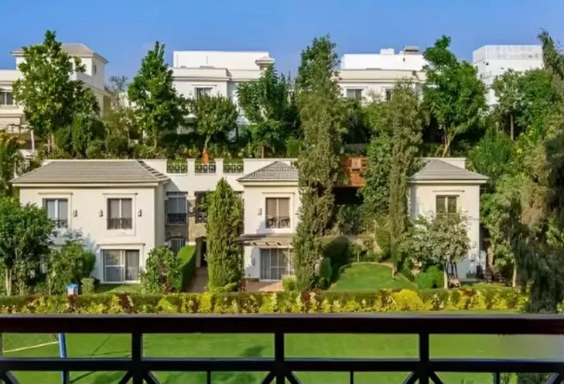 3-bedroom townhouse 210 m² for sale in Mountain View 1.1