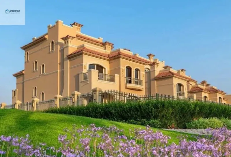 3-bedroom villa 235 m² for sale in La Vista City