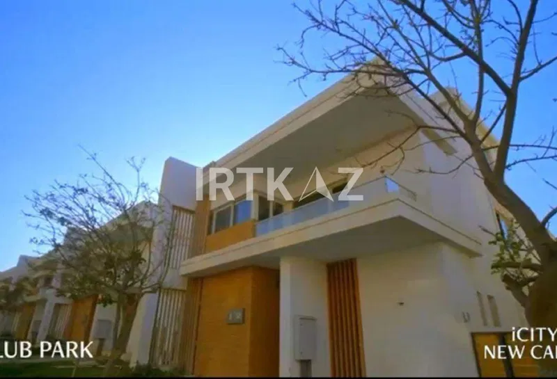 3-bedroom townhouse 245 m² for sale in Mountain View iCity