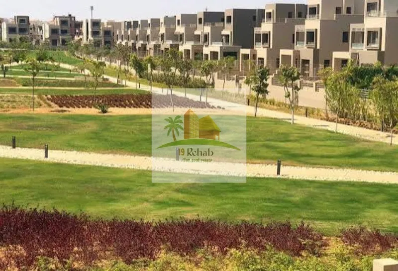 4-bedroom villa 252 m² for sale in Palm Hills New Cairo