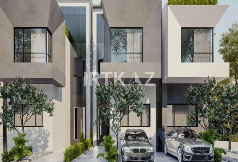 3-bedroom townhouse 261 m² for sale in Eastshire Compound