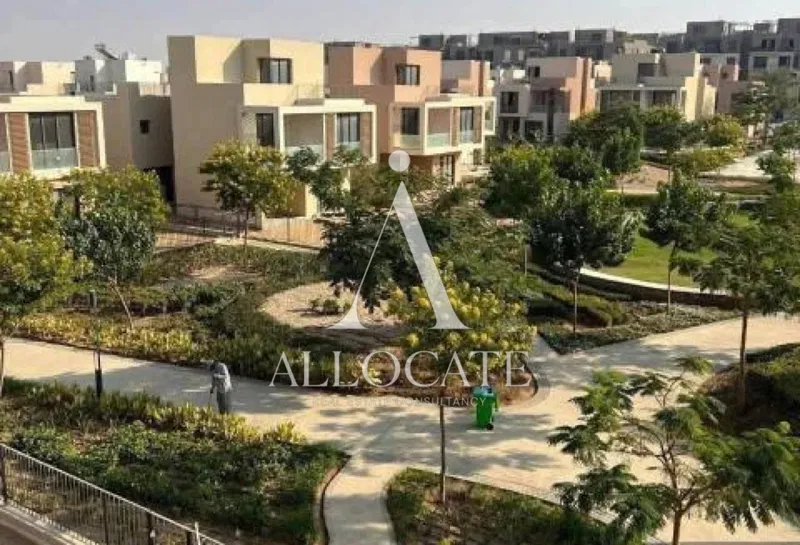 4-bedroom villa 237 m² for sale in SODIC East