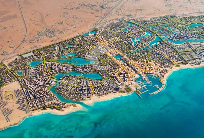 3-bedroom twin house 240 m² for sale in Alam Al- Rum