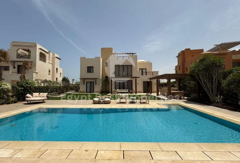 فيلا 4 غرف 282 م² للبيع في Ancient Sands Resort