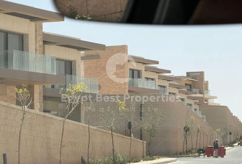 شاليه غرفتين 154 م² للبيع في سيلفر ساندس