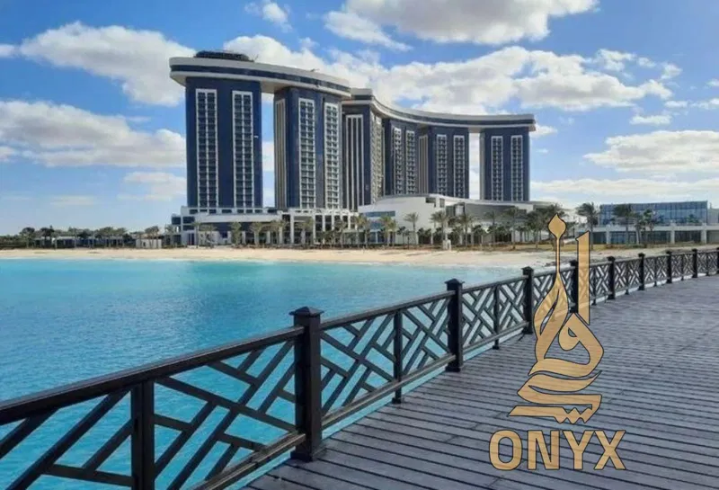 3-bedroom apartment 350 m² for sale in North Edge Towers