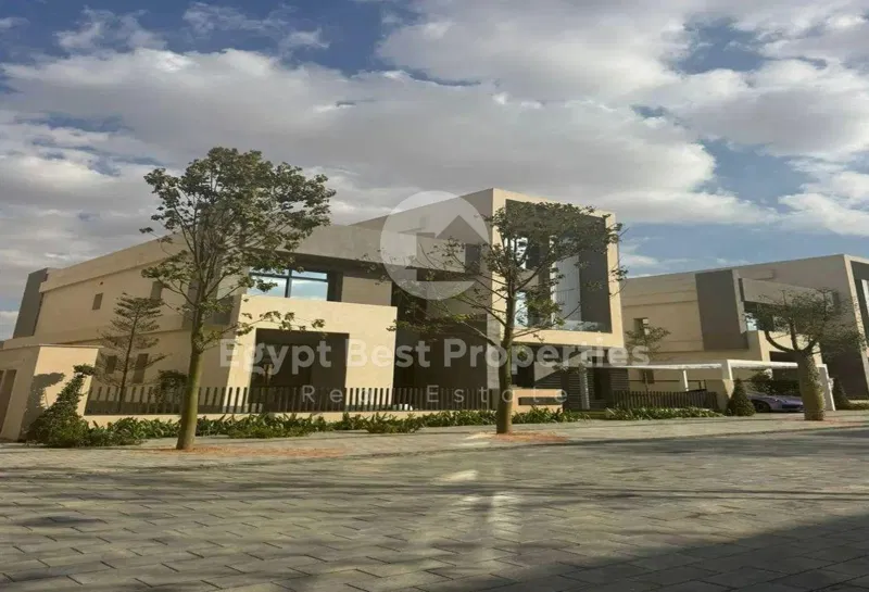 5-bedroom villa 425 m² for sale in Saada Compound