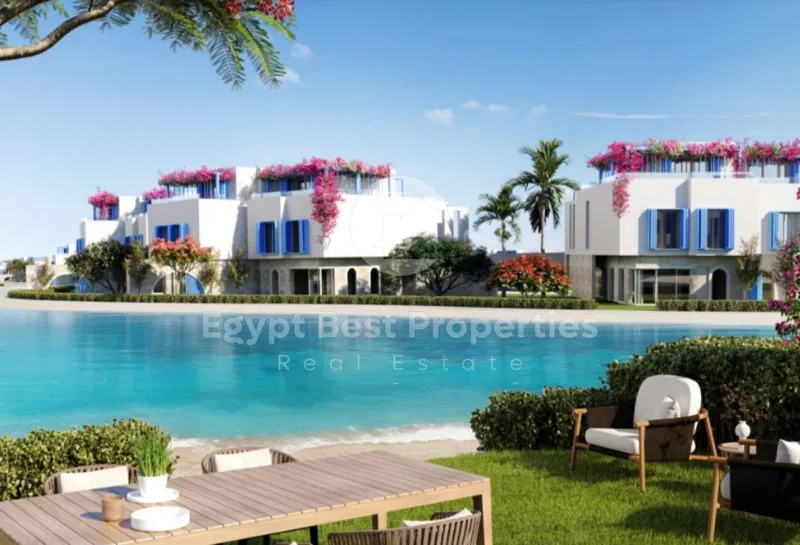 4-bedroom villa 225 m² for sale in Naia Bay