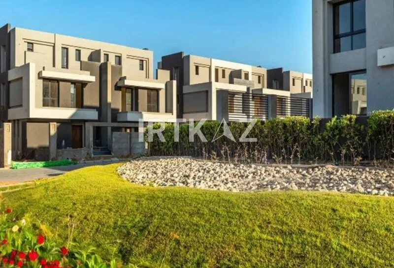 3-bedroom townhouse 230 m² for sale in El Patio Town