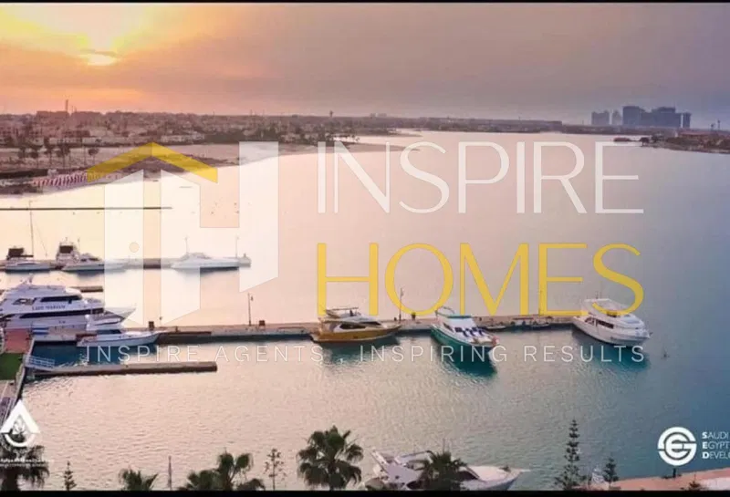 7-bedroom villa 353 m² for sale in Marina 8