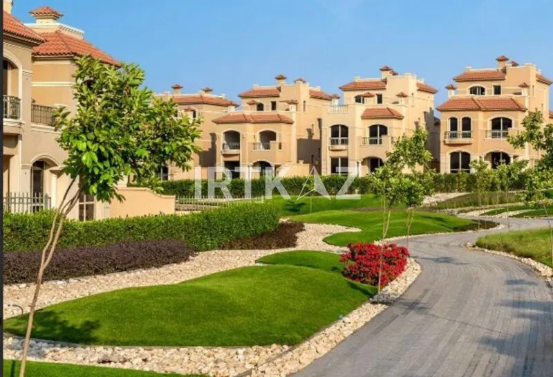 4-bedroom townhouse 239 m² for sale in El Patio Town