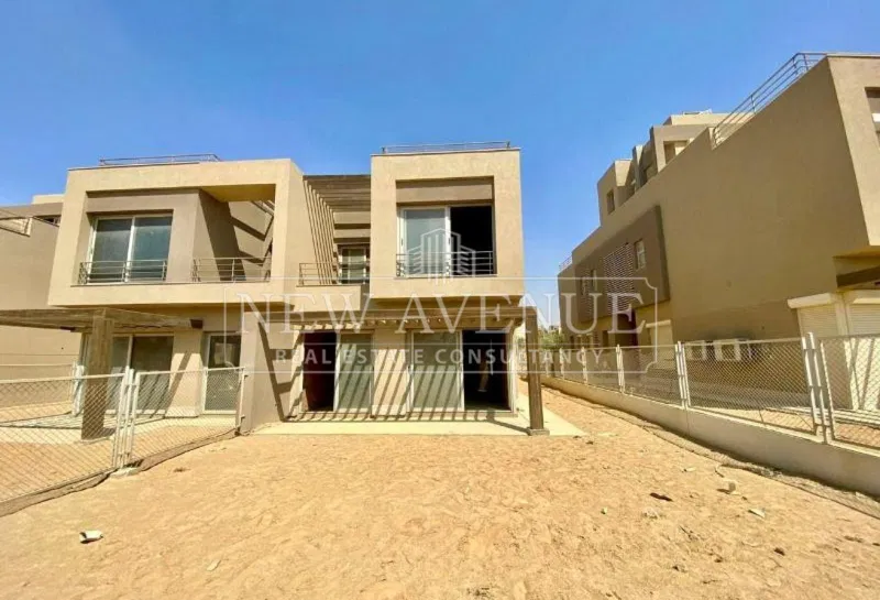 4-bedroom twin house 378 m² for sale in Palm Hills New Cairo