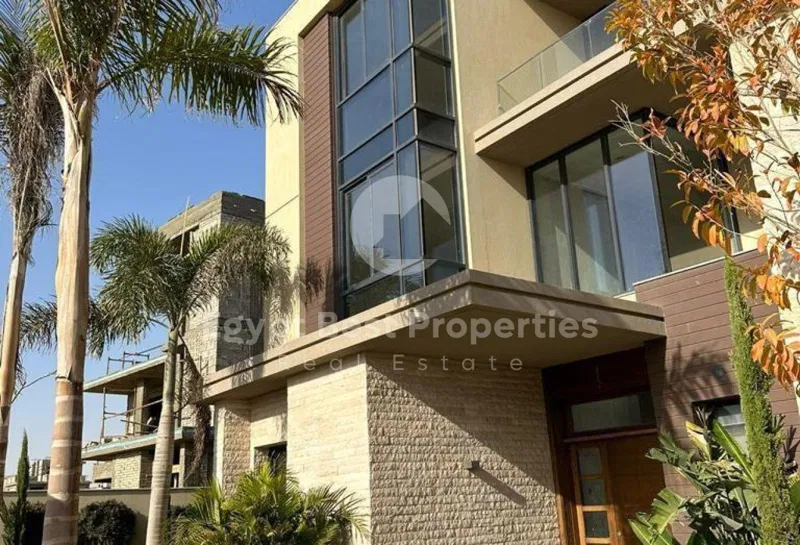 فيلا 3 غرف 220 م² للبيع في ذا ايستيتس، The Estates