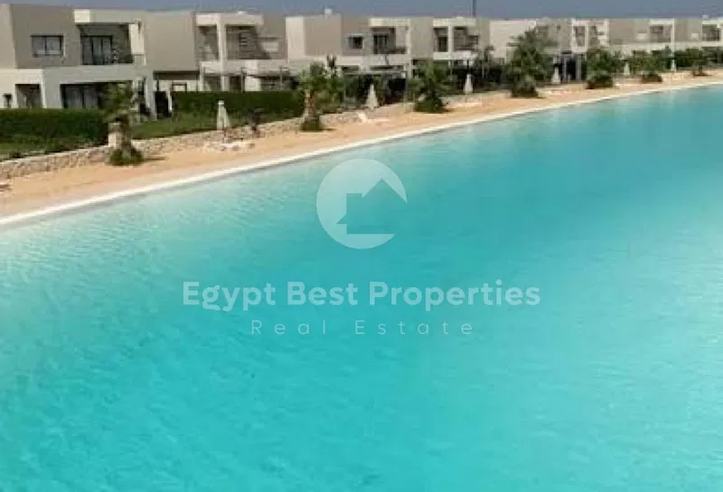 فيلا 4 غرف 303 م² للبيع في أزها، ازها