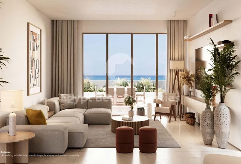 4-bedroom villa 320 m² for sale in Almaza Bay