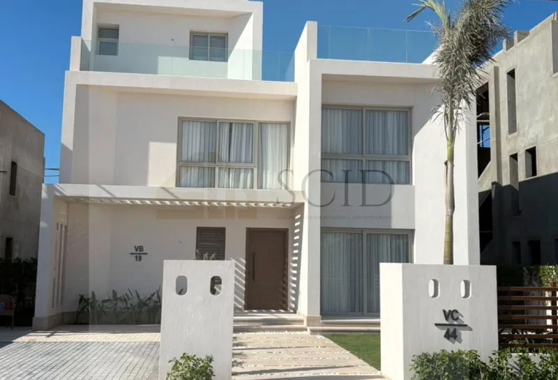 4-bedroom villa 220 m² for sale in Mar Bay