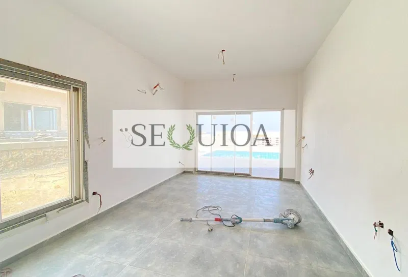 6-bedroom villa 373 m² for sale in Direction White