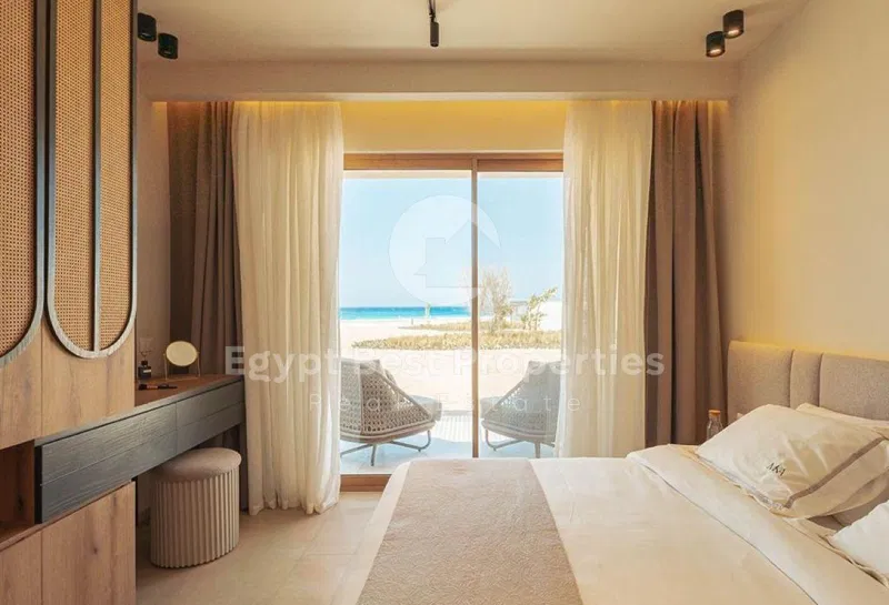 4-bedroom villa 290 m² for sale in Swan Lake North Coast