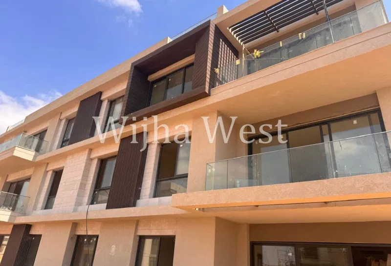 توين هاوس 5 غرف 250 م² للبيع في ذا ايستيتس، The Estates