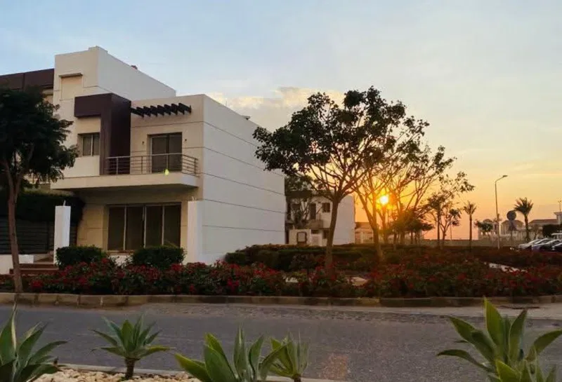 5-bedroom villa 535 m² for sale in Hyde Park, Garden Residence